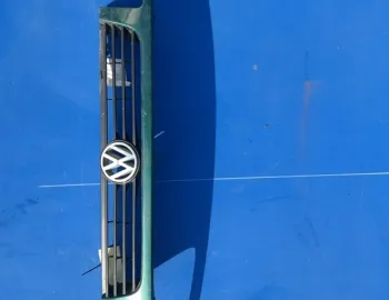 Grilă radiator - Culoare: Verde  - Volkswagen Polo 3 generation [1994 - 2001]