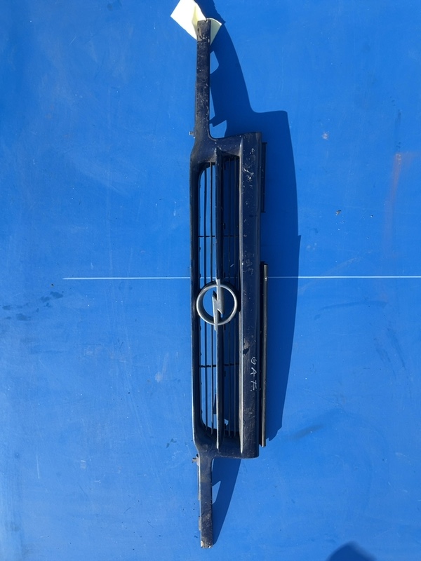 Grilă radiator - Culoare: Albastru - Opel Astra F [1991 - 1994]