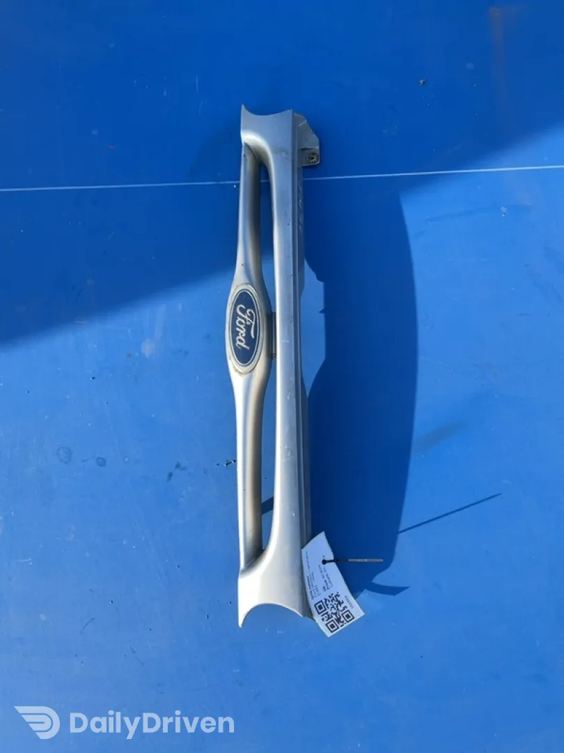 Grilă radiator - Culoare: Gri - Ford Mondeo 1 generation [1993 - 1996]