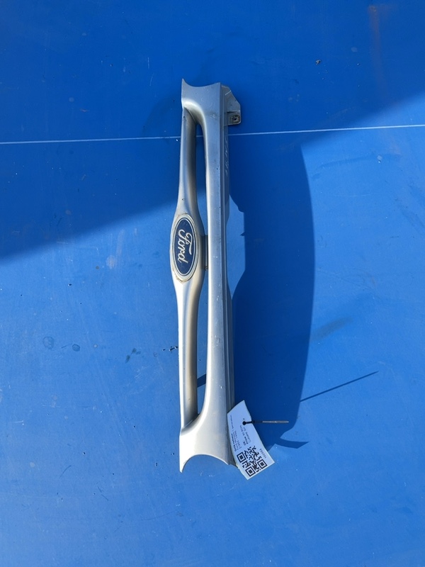 Grilă radiator - Culoare: Gri - Ford Mondeo 1 generation [1993 - 1996]