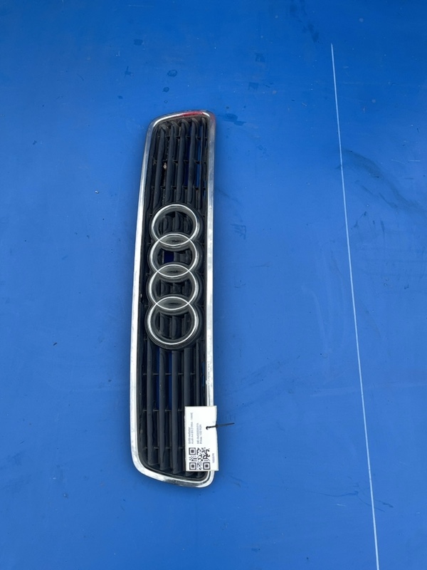 Grilă radiator - Audi A4 B5 [1994 - 1999]