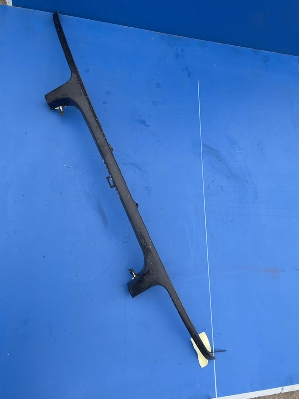 Grilă radiator - Culoare: Negru - Volkswagen Polo 3 generation [1994 - 2001]