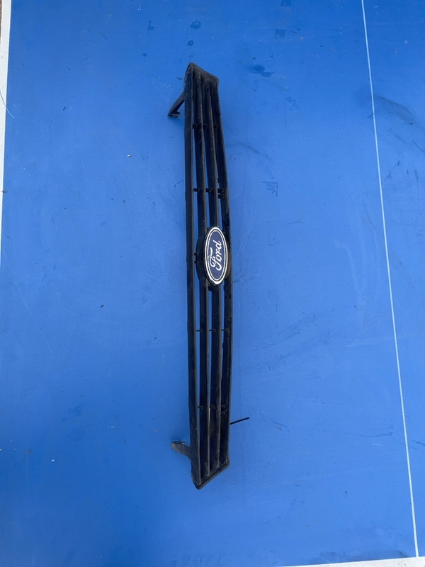 Grilă radiator - Ford Focus 1 generation [1998 - 2004]