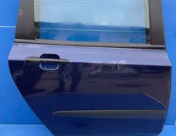 Ușă spate