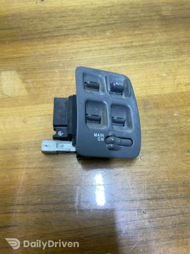 Buton ridicare geam - Honda CR-V 1 generation [1995 - 1999] Crossover