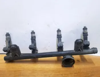 Rampă injectoare