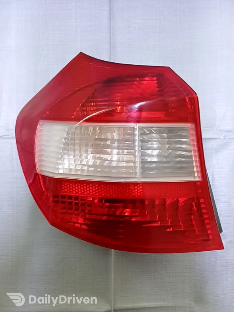 Lampă spate - Parte montare: Stânga spate, Varianta: Hatchback - BMW 1 Series E81-E88 [2004 - 2007]