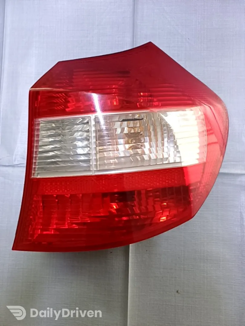 Lampă spate - Parte montare: Dreapta spate, Varianta: Hatchback - BMW 1 Series E81-E88 [2004 - 2007] Hatchback 5 doors 1.6 MT (115 hp)