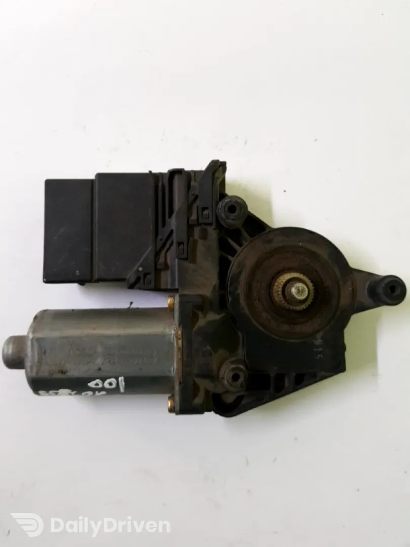 Motoraș macara geam - Parte montare: Stânga spate - Volkswagen Passat B5 [1996 - 2000]