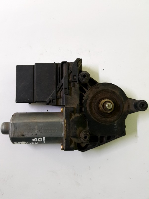 Motoraș macara geam - Parte montare: Stânga spate - Volkswagen Passat B5 [1996 - 2000]