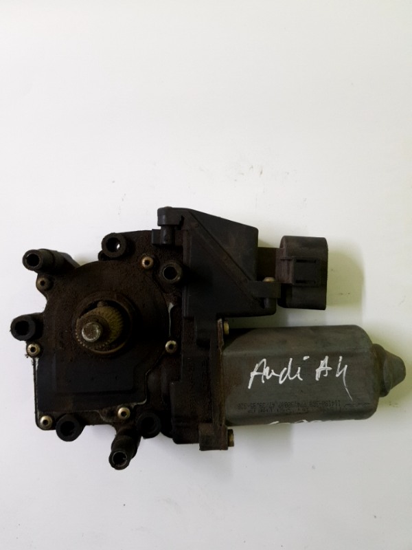 Motoraș macara geam - Parte montare: Dreapta față - Audi A4 B5 [1994 - 1999]