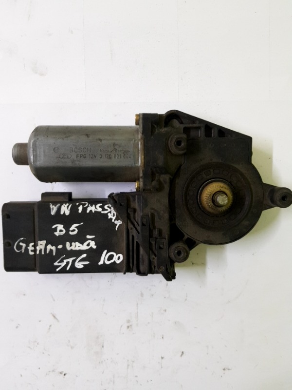 Motoraș macara geam - Parte montare: Stânga față - Volkswagen Passat B5 [1996 - 2000]