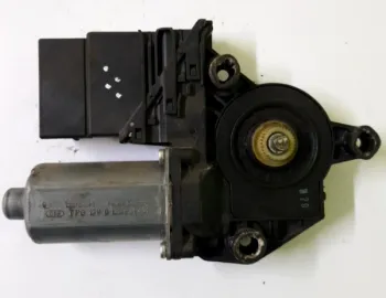 Motoraș macara geam - Parte montare: Stânga spate - Volkswagen Golf 5 generation [2003 - 2009]