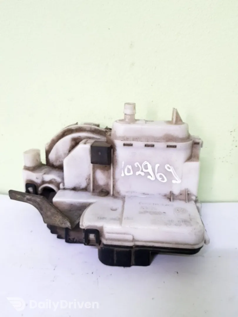 Broască ușă - Parte montare: Dreapta față - Volkswagen Polo 3 generation [1994 - 2001]