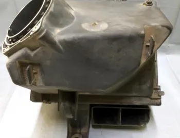 Carcasă filtru aer - Audi A4 B5 [1994 - 1999] Sedan 1.6 MT (101 hp)