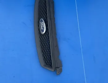 Grilă radiator - Ford Focus 2 generation [2004 - 2008] wagon 5-doors 1.6 TDCi MT (90 hp)