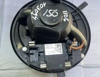 Ventilator habitaclu - Volkswagen Golf 5 generation [2003 - 2009] Hatchback 5-doors 2.0 TDI 4Motion MT (140 hp)