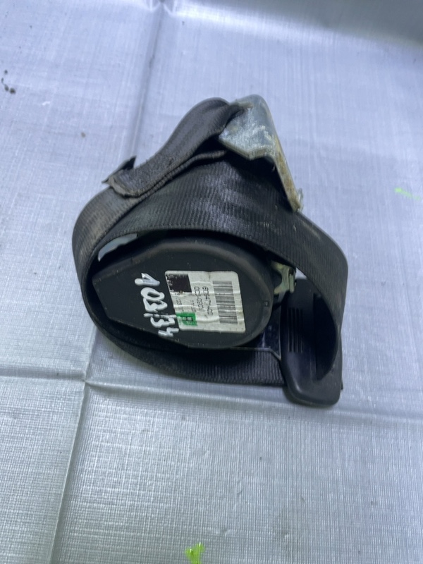 Centură siguranță - Parte montare: Dreapta spate - Volkswagen Golf 5 generation [2003 - 2009] Hatchback 5-doors 2.0 TDI 4Motion MT (140 hp)