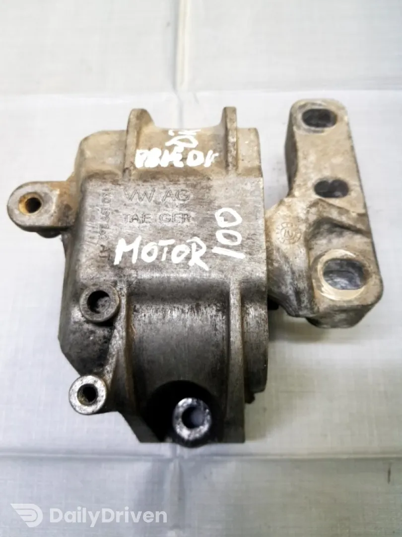 Suport motor - Parte montare: Dreapta - Volkswagen Golf 5 generation [2003 - 2009] Hatchback 5-doors 2.0 TDI 4Motion MT (140 hp)