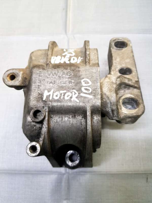 Suport motor - Parte montare: Dreapta - Volkswagen Golf 5 generation [2003 - 2009] Hatchback 5-doors 2.0 TDI 4Motion MT (140 hp)