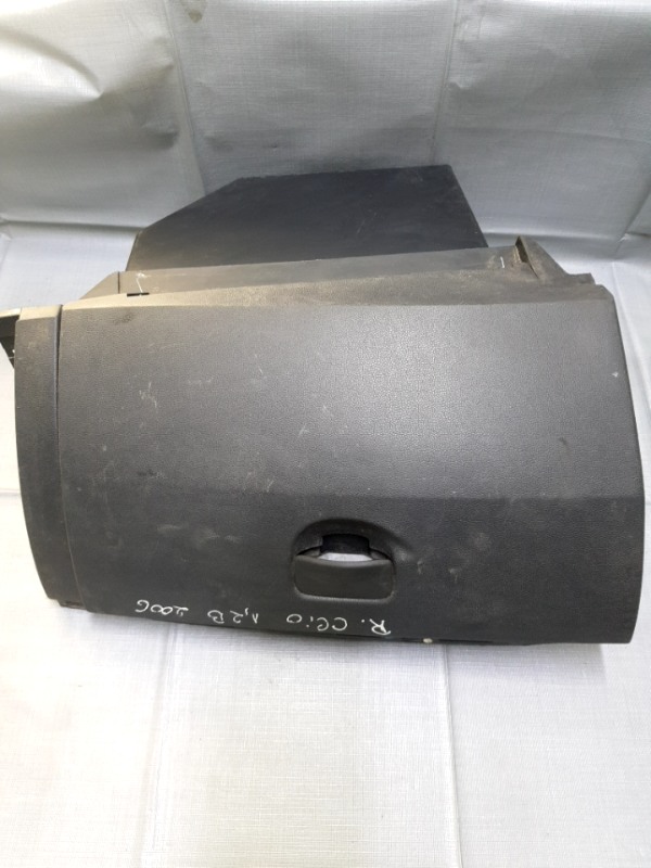 Torpedou - Culoare: Negru - Renault Clio 3 generation [2005 - 2009] Hatchback 3-doors 1.2 MT (75 hp)