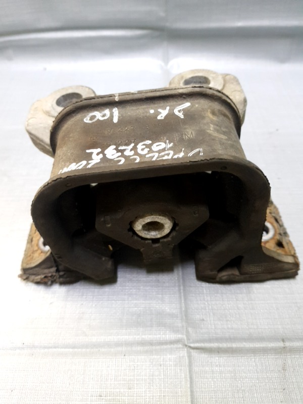 Suport motor - Parte montare: Dreapta - Opel Corsa C [2000 - 2003]