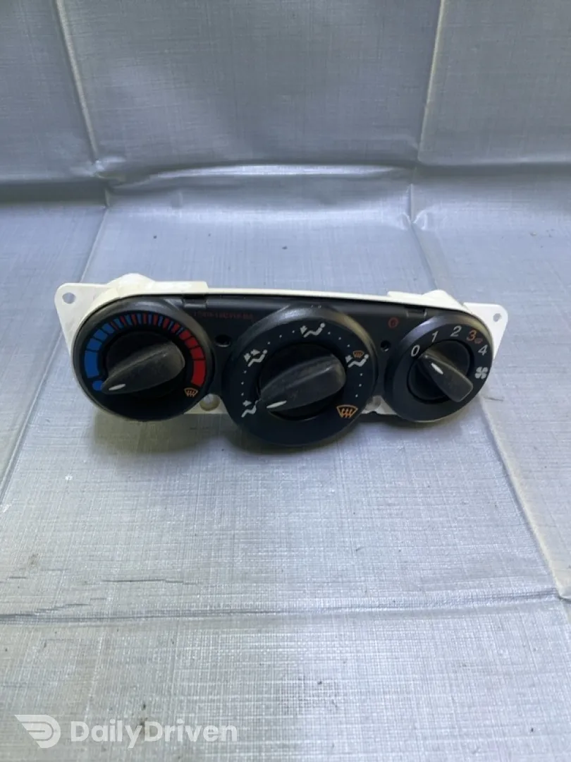 Panou comandă aer - Ford Focus 1 generation [1998 - 2004]