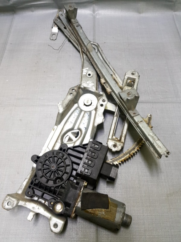Macara geam  - Electric, Parte montare: Dreapta spate - Opel Astra G [1998 - 2009]