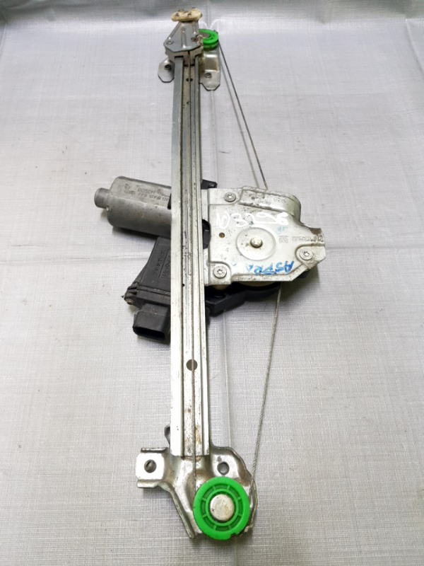 Macara geam  - Electric, Parte montare: Dreapta spate - Opel Astra G [1998 - 2009]