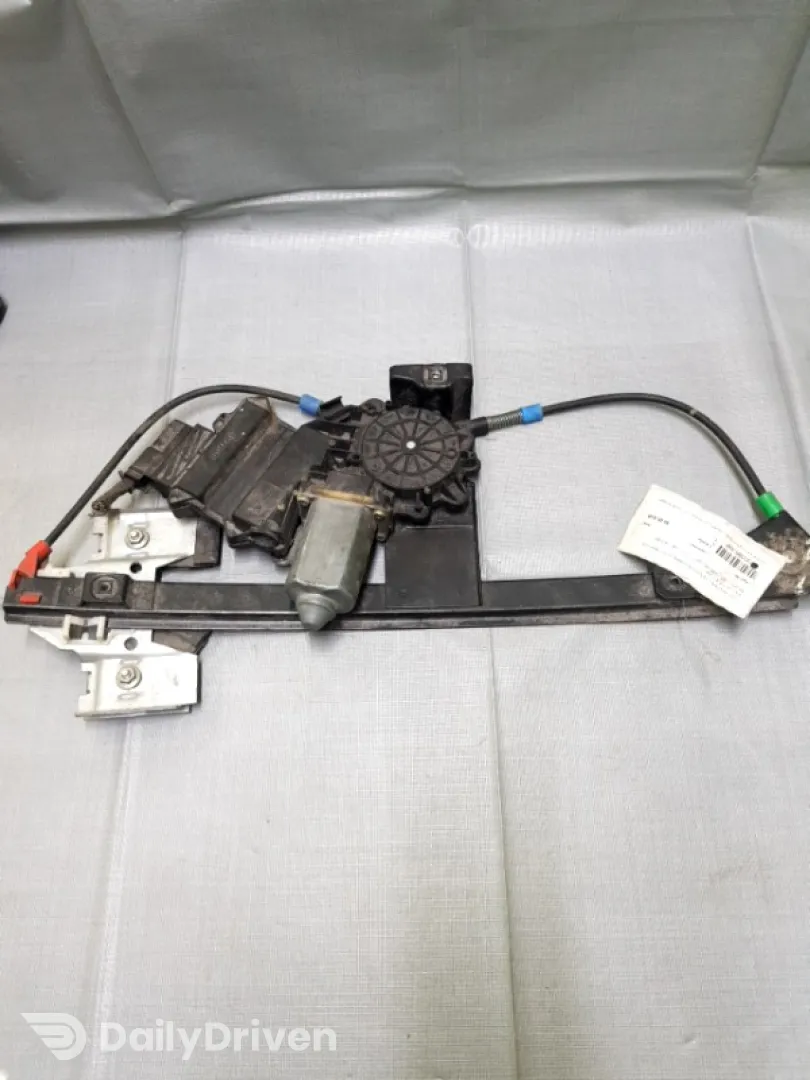 Macara geam  - Electric, Parte montare: Dreapta spate - Volkswagen Golf 3 generation [1991 - 1998]