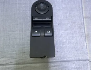 Buton ridicare geam - Parte montare: Stânga față