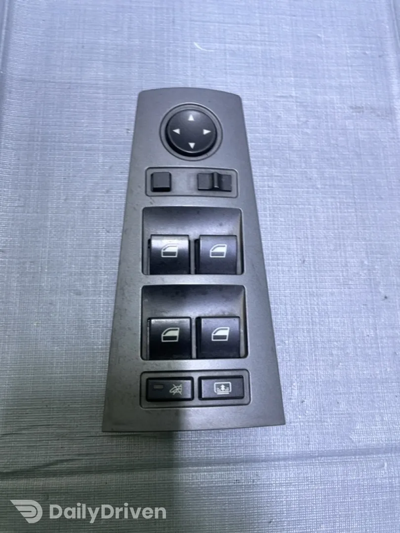 Buton ridicare geam - Parte montare: Stânga față - BMW 7 Series E65/E66 [2001 - 2005] Sedan 4-doors 730d AT (218 hp)