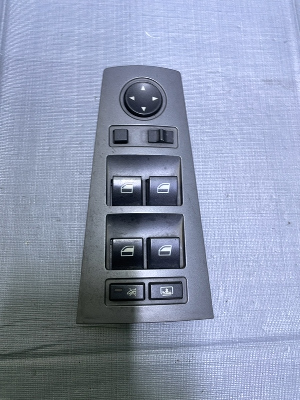 Buton ridicare geam - Parte montare: Stânga față - BMW 7 Series E65/E66 [2001 - 2005] Sedan 4-doors 730d AT (218 hp)