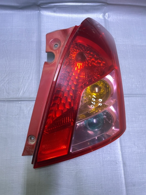 Lampă spate - Parte montare: Dreapta spate, Varianta: Hatchback - Suzuki Swift 3 generation [2004 - 2010]