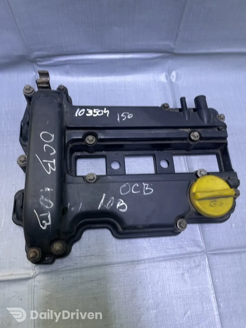 Capac culbutori - Opel Corsa B [restyling] [1997 - 2000] Hatchback 5-doors 1.0 MT (54 hp)