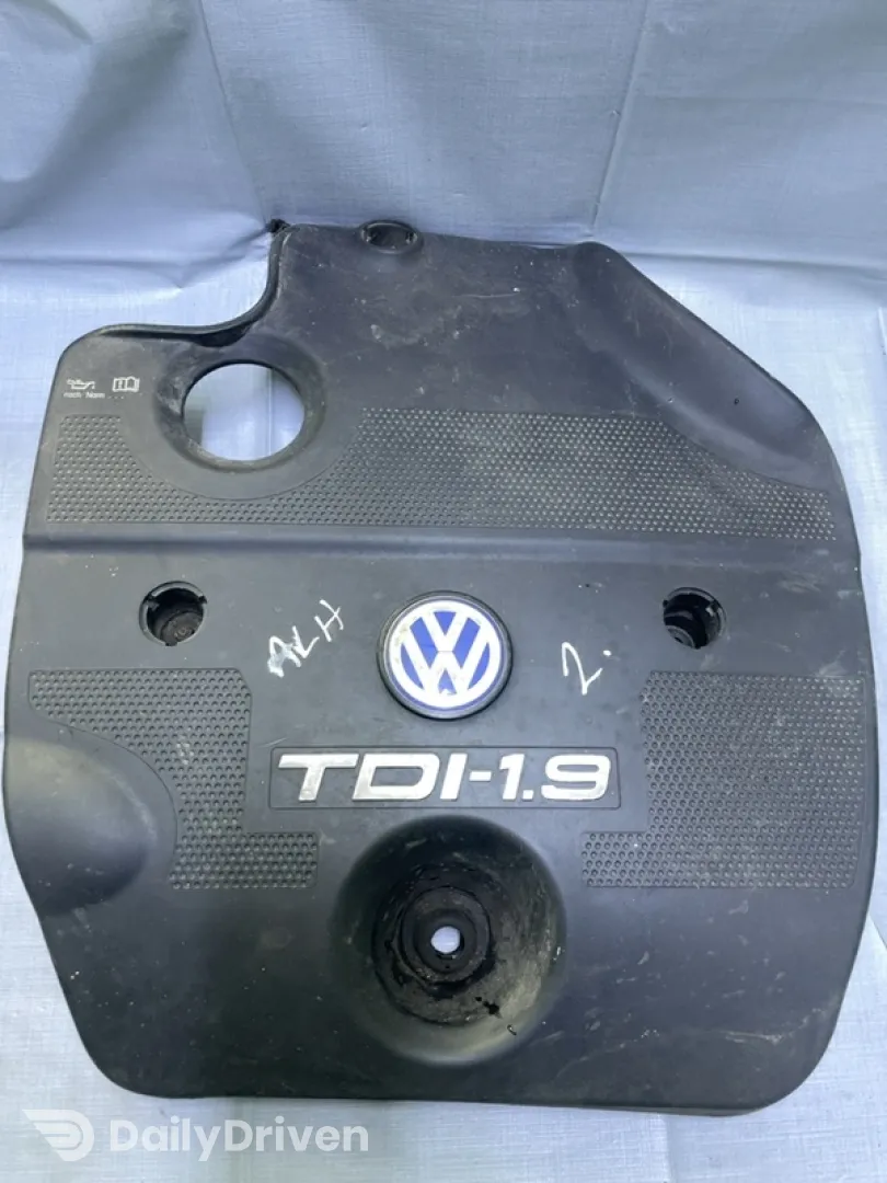 Capac motor - Volkswagen Golf 4 generation [1997 - 2006] Hatchback 5-doors 1.9 TDI MT (90 hp)