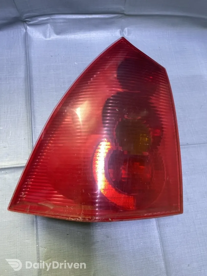 Lampă spate - Parte montare: Stânga spate - Peugeot 307 1 generation [2001 - 2005] wagon 2.0 HDi MT (107 hp)