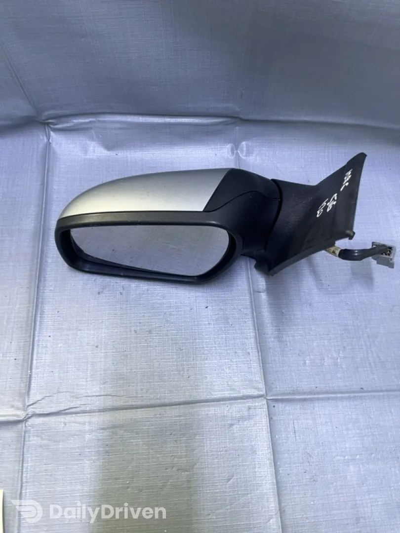 Oglindă  - Culoare: Gri, Electric, Parte montare: Stânga față - Ford Focus 2 generation [2004 - 2008] wagon 5-doors 1.6 TDCi MT (90 hp)