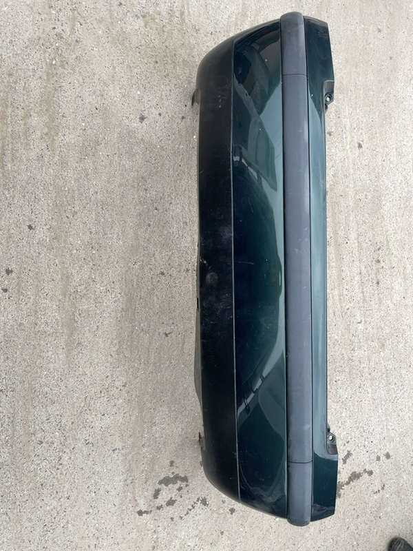 Bară protecție  - Culoare: Verde , Parte montare: Spate - Volkswagen Passat B5 [1996 - 2000] Sedan 4-doors