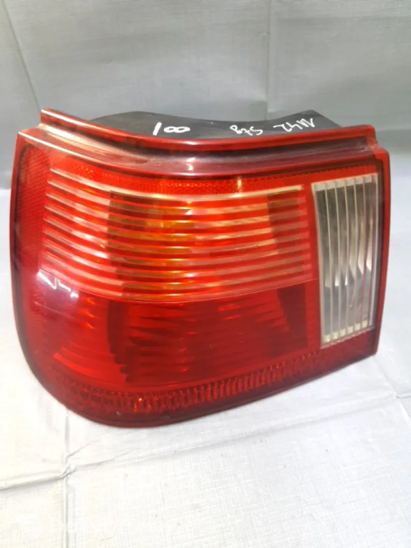 Lampă spate - Parte montare: Stânga spate - SEAT Ibiza 2 generation [restyling] [1996 - 2002] Hatchback 1.4 MT (75 hp)