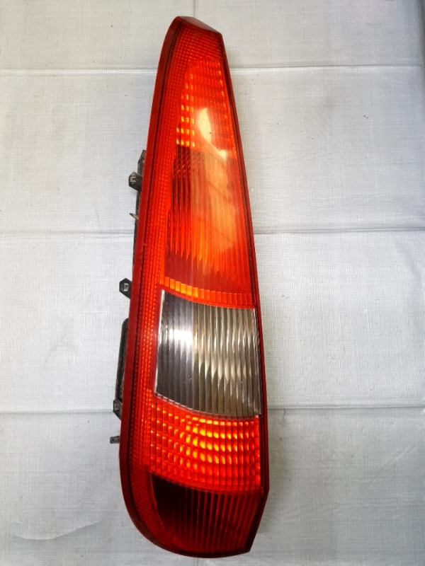Lampă spate - Parte montare: Stânga spate, Varianta: Hatchback - Ford Fiesta 5 generation [2001 - 2007] Hatchback 5-doors 1.4 TDCi MT (68 hp)