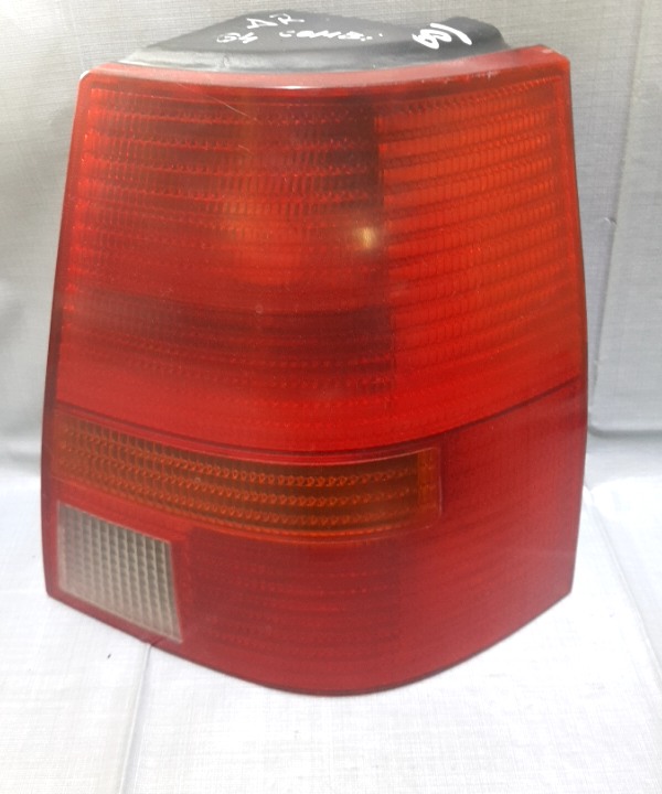 Lampă spate - Parte montare: Dreapta spate, Varianta: Wagon 5 uși - Volkswagen Golf 4 generation [1997 - 2006] wagon