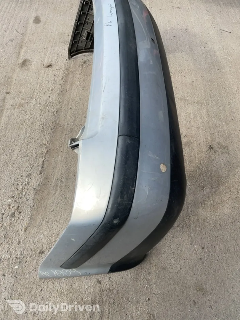Bară protecție - Culoare: Gri, Parte montare: Spate - Volkswagen Passat B5 [1996 - 2000] Sedan 4-doors