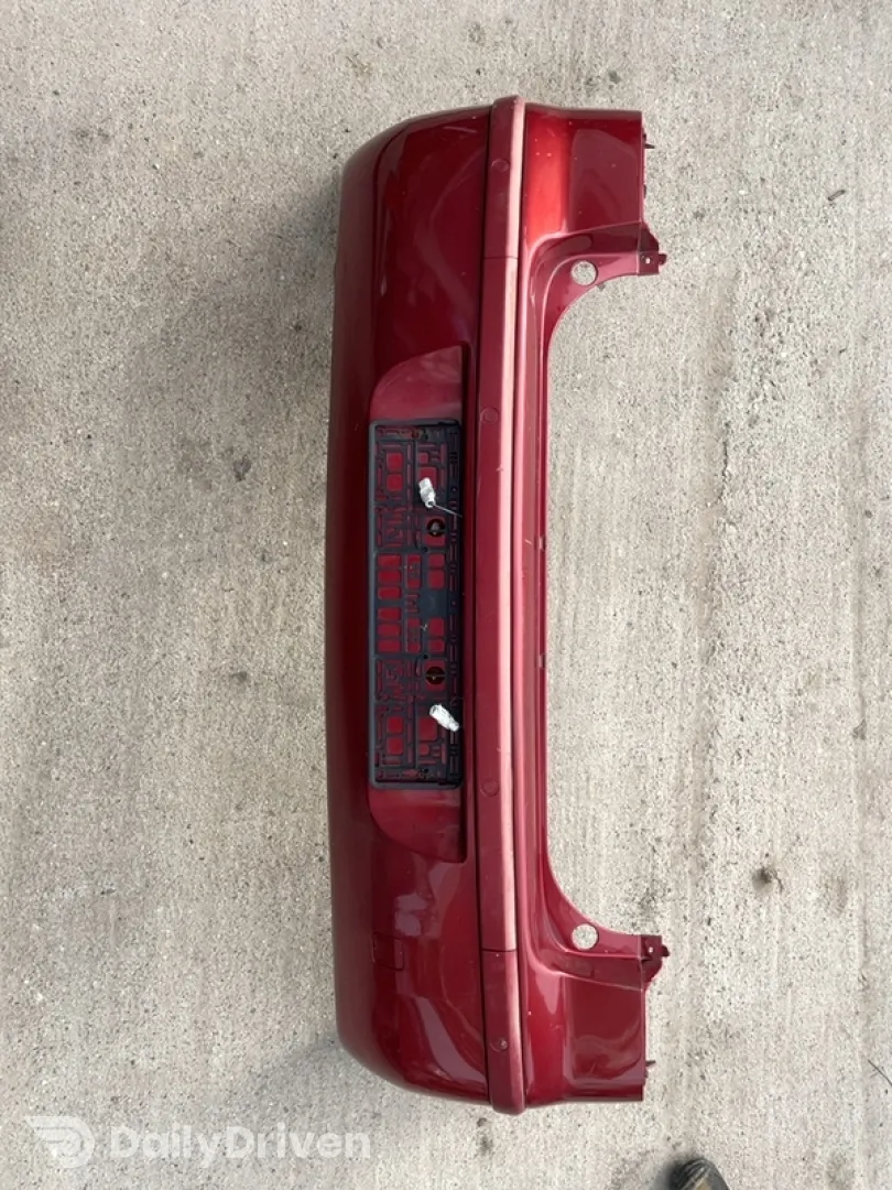Bară protecție  - Culoare: Roșu, Parte montare: Spate - Renault Laguna 2 generation [restyling] [2005 - 2007] Liftback 2.0 MT (135 hp)
