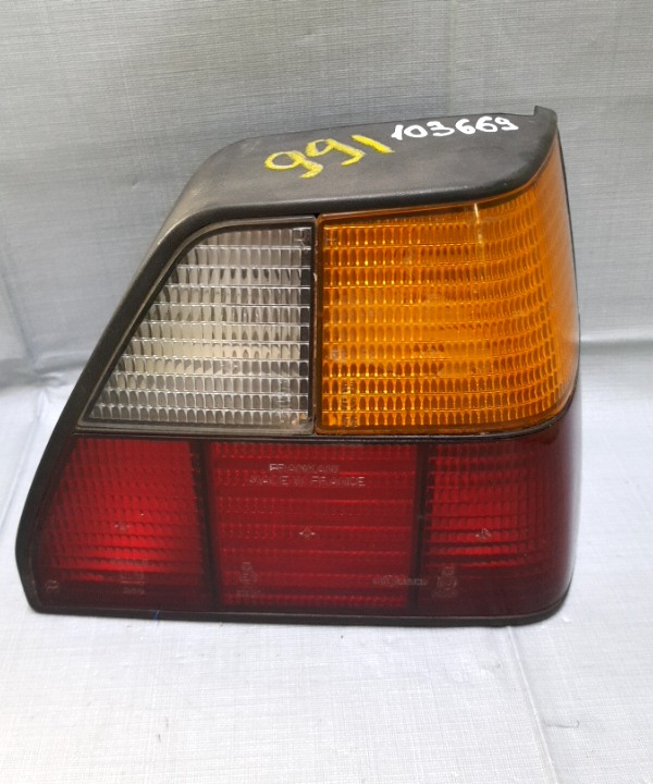 Lampă spate - Parte montare: Stânga spate, Varianta: Hatchback - Volkswagen Golf 2 generation [1983 - 1992]