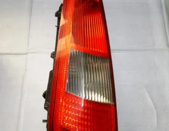 Lampă spate - Parte montare: Stânga spate, Varianta: Hatchback - Ford Fiesta 5 generation [2001 - 2007] Hatchback 5-doors 1.3 MT (60 hp)