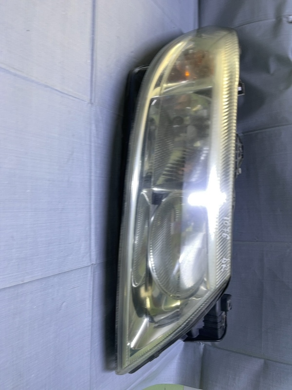 Far față - Parte montare: Dreapta față - Renault Laguna 2 generation [2001 - 2005] Grandtour wagon 1.9 DCi  MT (120 hp)