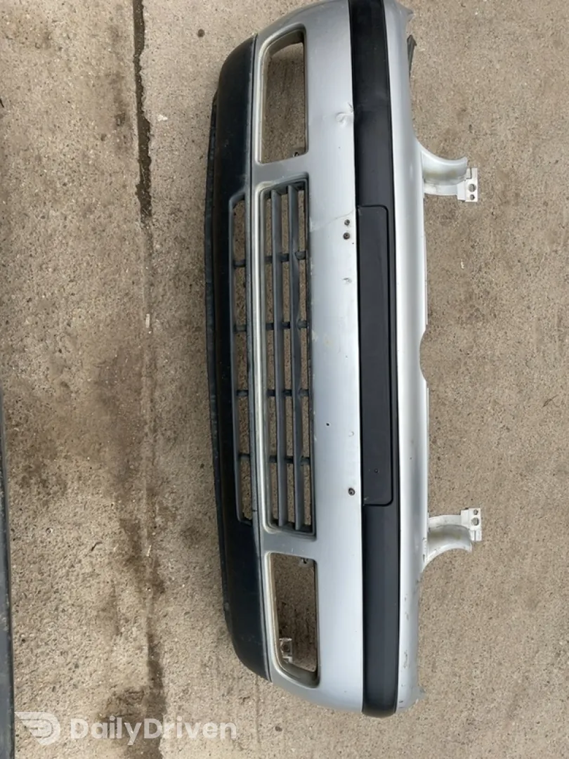 Bară protecție  - Culoare: Gri, Parte montare: Față - Volkswagen Golf 4 generation [1997 - 2006]