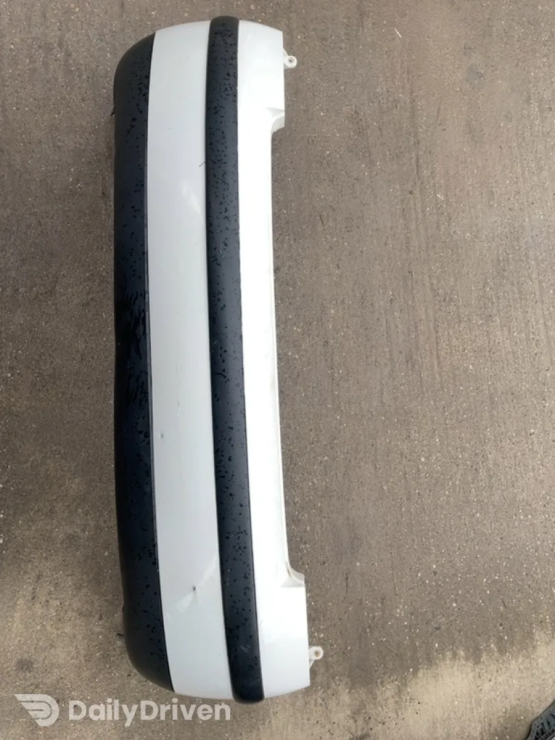 Bară protecție  - Culoare: Alb, Parte montare: Spate - Volkswagen Passat B5.5 [restyling] [2000 - 2005]