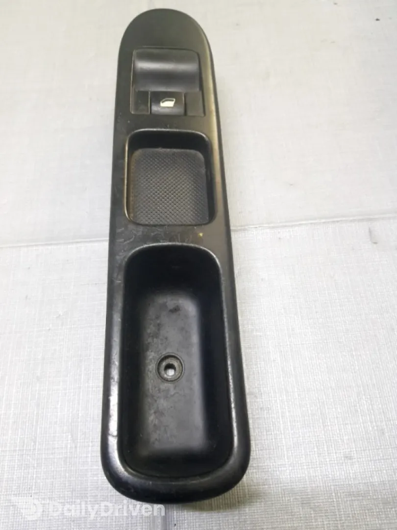 Buton ridicare geam - Parte montare: Dreapta față - Peugeot 307 1 generation [2001 - 2005] Hatchback 5-doors 1.6 MT (109 hp)